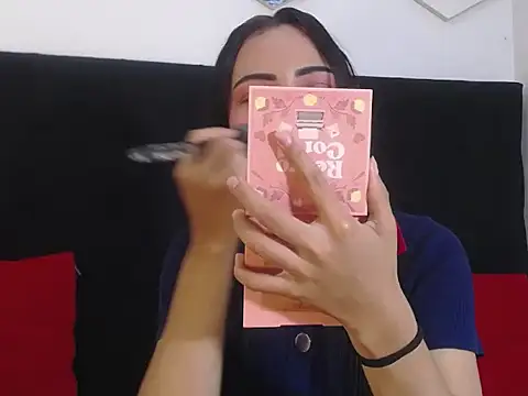 valerythompsonper online show from 09.11.25