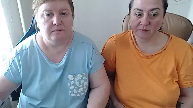 Snapshot of Bertie_Adeline chatting on 01.16.26 Bertie Adeline online show from 01.16.26