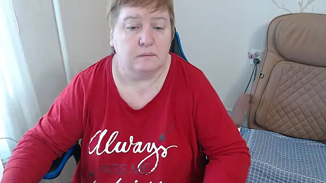 Snapshot of Bertie_Adeline chatting on 02.04.26 Bertie Adeline online show from 02.04.26