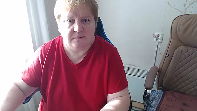 Snapshot of Bertie_Adeline chatting on 02.09.26 Bertie Adeline online show from 02.09.26