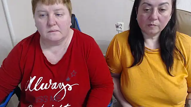 Snapshot of Bertie_Adeline chatting on 02.22.26 Bertie Adeline online show from 02.22.26