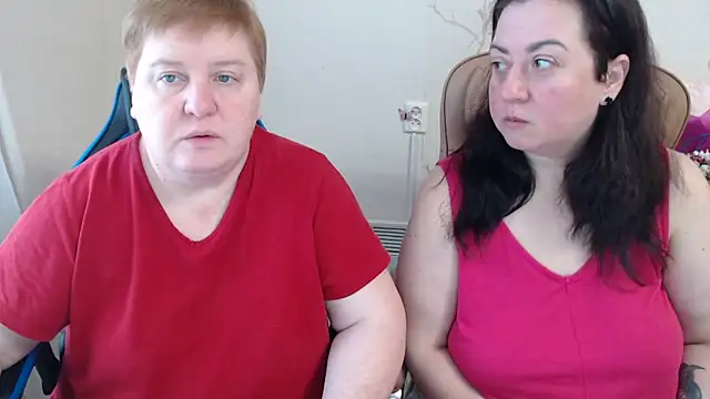 Snapshot of Bertie_Adeline chatting on 02.26.26 Bertie Adeline online show from 02.26.26