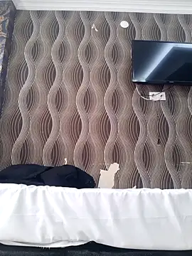 Gecenin Kralicesi online show from 10.28.25