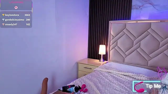 MiaaFarrel online show from 03.01.26