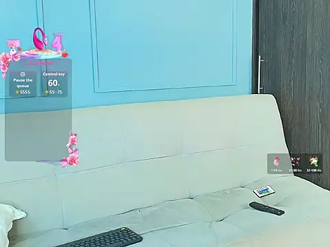 Snapshot of Zafira_Montiel chatting on 10.14.25 Zafira Montiel online show from 10.14.25