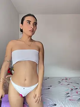 Snapshot of Zafira_Montiel chatting on 11.04.25 Zafira Montiel online show from 11.04.25