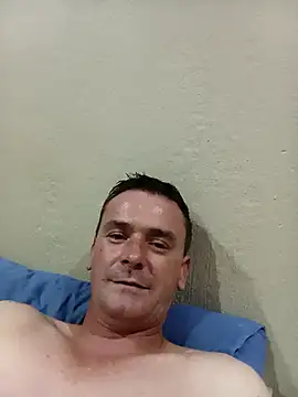 Snapshot of Rudie1 chatting on 11.05.25 Rudie1 online show from 11.05.25