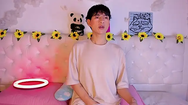 AleAurarashi online show from 02.04.26