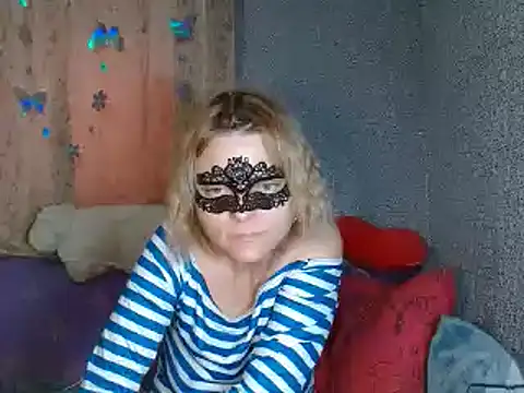 Miss Nona online show from 10.19.25