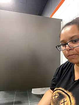 Snapshot of wishuhope4 chatting on 10.20.25 wishuhope4 online show from 10.20.25