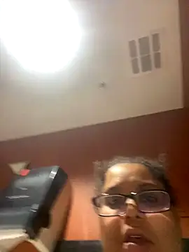 Snapshot of wishuhope4 chatting on 12.02.25 wishuhope4 online show from 12.02.25