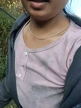 Snapshot of Angela-babyxx chatting on 11.25.25 Angela-babyxx online show from 11.25.25