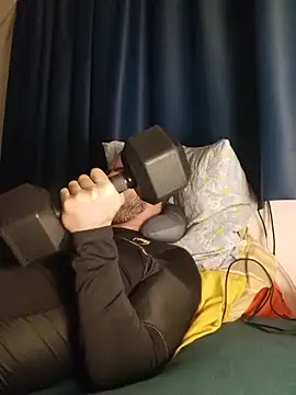 Snapshot of EyesNeverLies chatting on 10.30.25 EyesNeverLies online show from 10.30.25