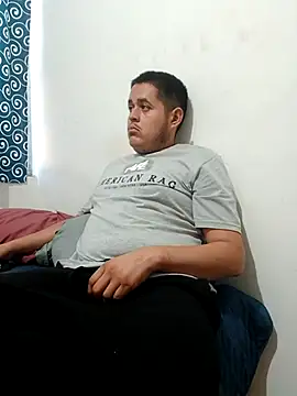 Snapshot of Jovenlechoso2044 chatting on 11.06.25 Jovenlechoso2044 online show from 11.06.25