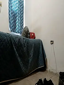 Snapshot of Jovenlechoso2044 chatting on 12.14.25 Jovenlechoso2044 online show from 12.14.25