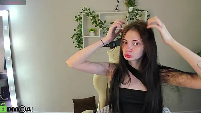 Jennie Hunter online show from 11.04.25