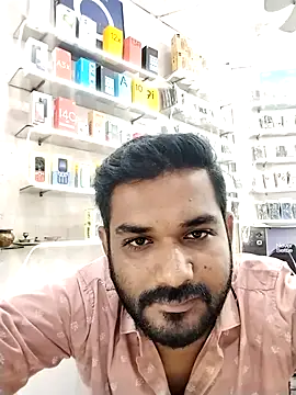 Snapshot of avi007p chatting on 10.30.25 avi007p online show from 10.30.25