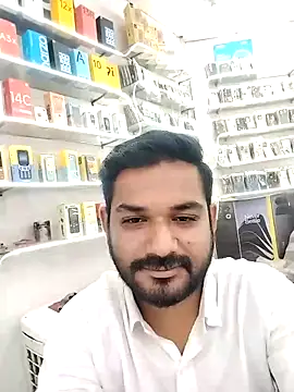 Snapshot of avi007p chatting on 10.31.25 avi007p online show from 10.31.25