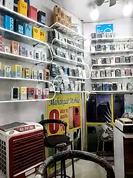 Snapshot of avi007p chatting on 11.01.25 avi007p online show from 11.01.25