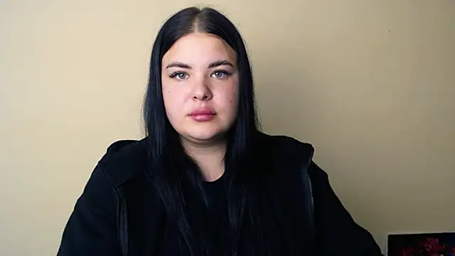  Trisha li online show from 10.08.25