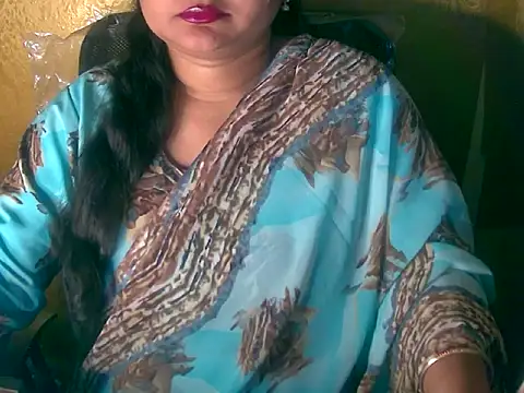 Snapshot of Saniya_K chatting on 10.09.25 Saniya K online show from 10.09.25