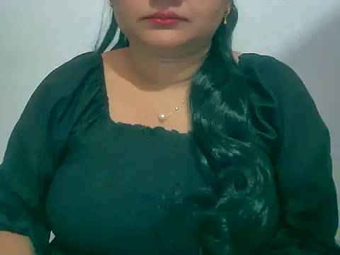 Saniya K online show from 11.14.25