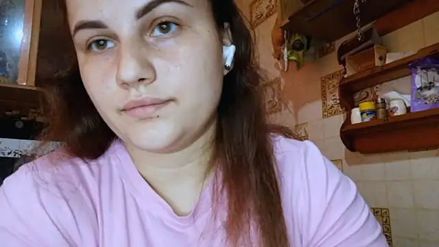 DierdreCousineau online show from 09.24.25