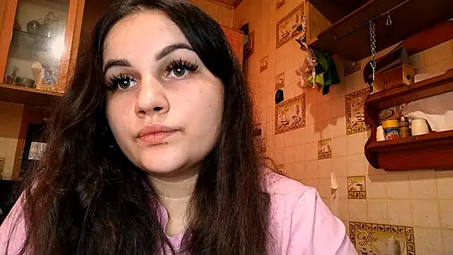 DierdreCousineau online show from 11.07.25