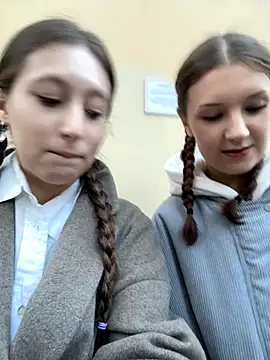 FroggyAnna online show from 10.02.25