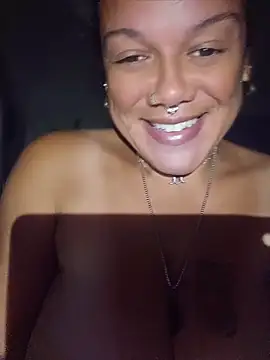 Snapshot of GoddessChantelle chatting on 06.06.26 GoddessChantelle online show from 06.06.26