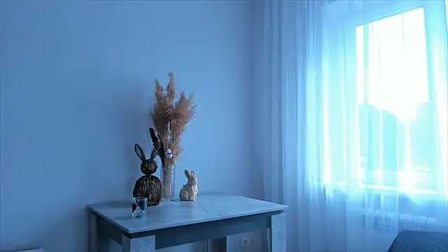 Orivienne online show from 09.09.25