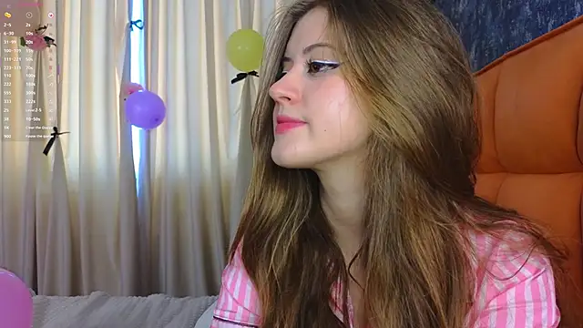 Orivienne online show from 09.14.25