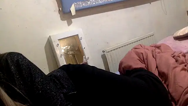 Bellababexox  online show from 09.10.25