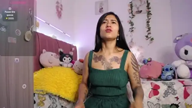 Snapshot of Liahdiaz_ chatting on 02.13.26 Liahdiaz online show from 02.13.26