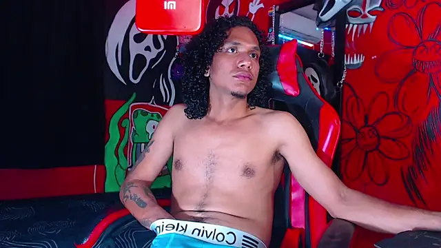 Snapshot of dante_hellsingx chatting on 10.31.25 dante hellsingx online show from 10.31.25