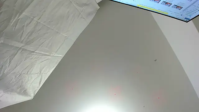 Snapshot of Rihanna_hotx chatting on 10.27.25 Rihanna hotx online show from 10.27.25