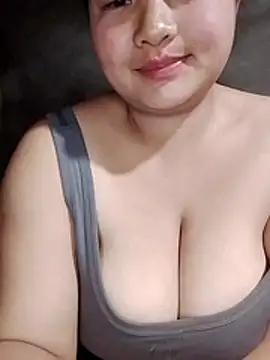 girl-babi online show from 12.17.25