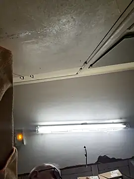 Snapshot of Valen_tinx19cm chatting on 02.28.26 Valen tinx19cm online show from 02.28.26