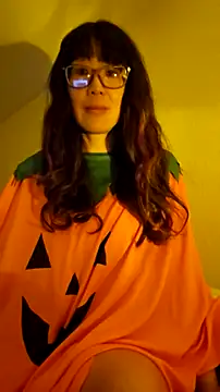 LeemaBean online show from 10.27.25