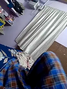 maddy3108 online show from 04.19.26