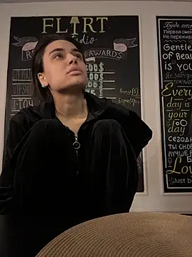 VioletAsh online show from 02.03.26