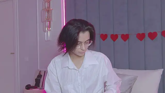 VioletAsh online show from 03.09.26