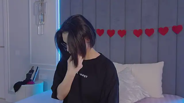 VioletAsh online show from 03.10.26