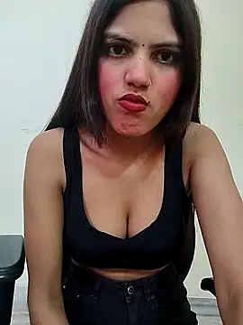 Snapshot of sexy_lips99 chatting on 10.10.25 sexy lips99 online show from 10.10.25