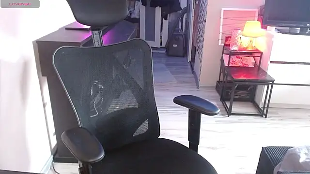   Leyla   online show from 02.22.26