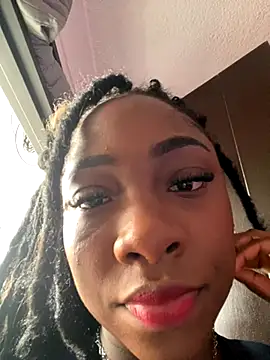 Snapshot of Astergray21 chatting on 10.25.25 Astergray21 online show from 10.25.25