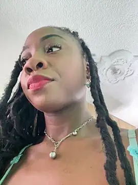 Snapshot of Astergray21 chatting on 11.11.25 Astergray21 online show from 11.11.25