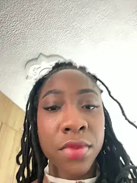 Snapshot of Astergray21 chatting on 11.29.25 Astergray21 online show from 11.29.25