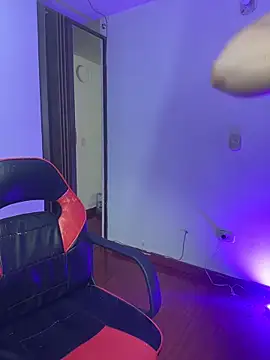 Candy Velvet online show from 04.16.26