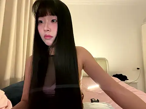 Snapshot of 77momomo chatting on 01.11.26 77momomo online show from 01.11.26